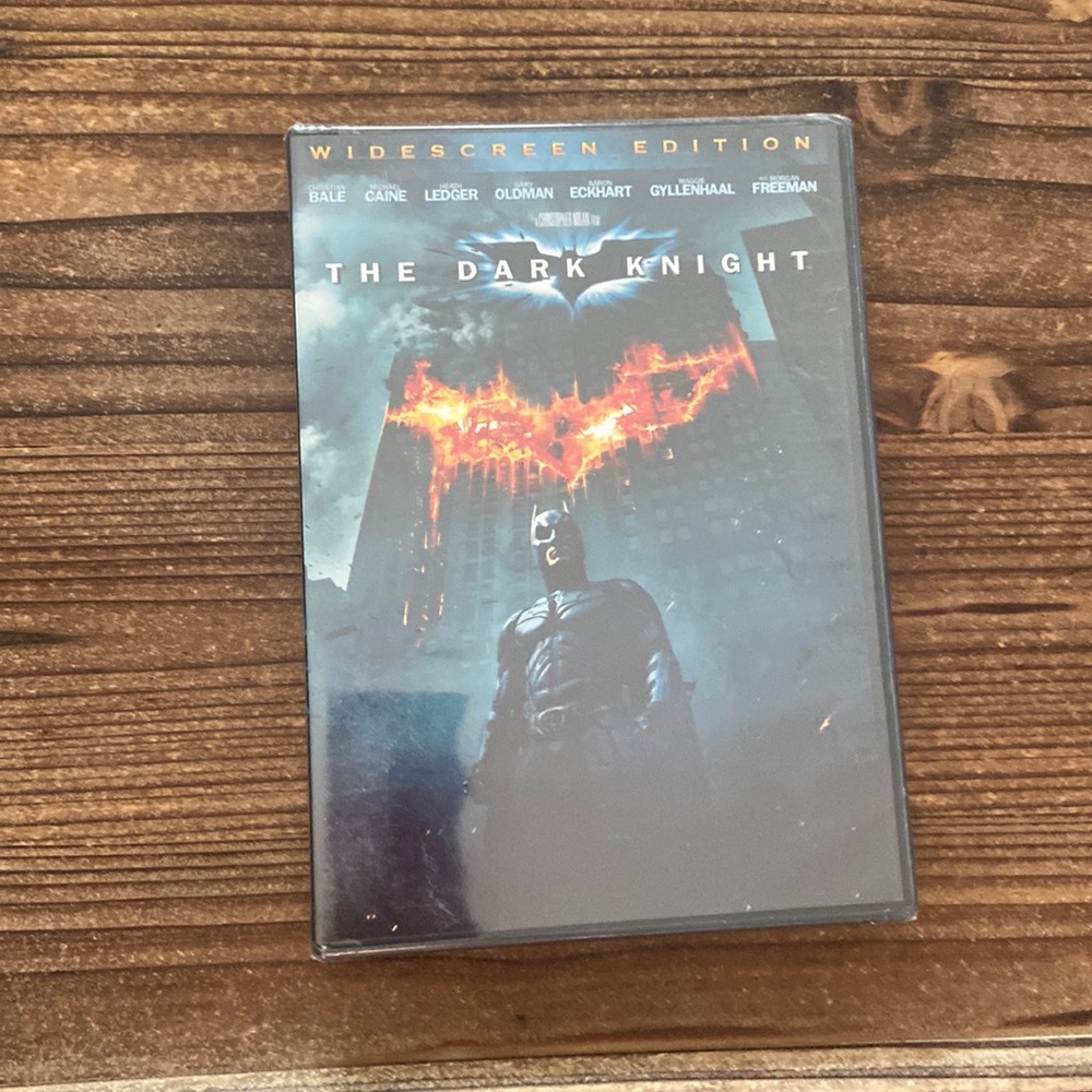 Warner Brothers The Dark Knight DVD